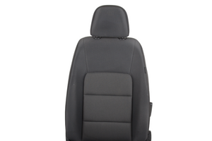 Volkswagen Golf Sportsvan Front driver seat 