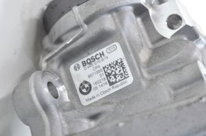BMW 7 G11 G12 Pompe d'injection de carburant à haute pression 8571555