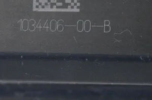 Tesla Model S Pokrywa skrzynki bezpieczników 103440600B