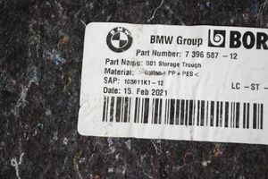 BMW X3 G01 Rezerves riteņa nodalījuma dekoratīvā apdare 7396587