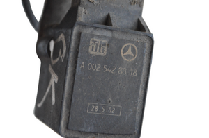 Mercedes-Benz SL R230 Takailmanjousituksen korkeusanturi A0025428818