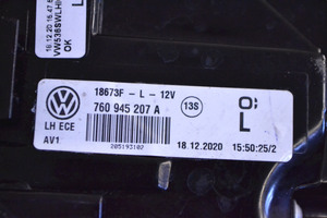 Volkswagen Touareg III Set feux arrière / postérieurs 760945207A