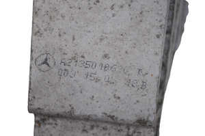 Mercedes-Benz GLC X253 C253 Laikiklis radiatorių panelės (televizoriaus) A2135010620