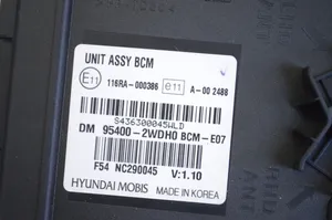 Hyundai Santa Fe Modulo di controllo del corpo centrale 954002WDH0