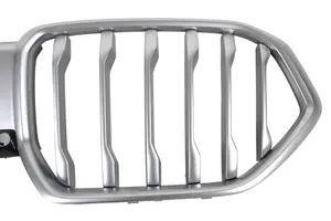 BMW X6M G06 F96 Maskownica / Grill / Atrapa górna chłodnicy 8494884