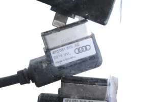 Audi A6 S6 C7 4G AUX-pistokeliitin 4F0051510AC