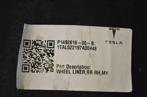 Tesla Model Y Nadkole tylne 149261600B