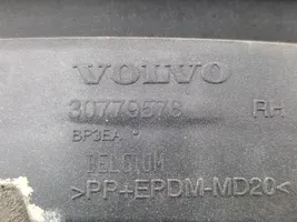 Volvo XC90 Nadkole przednie 30779578