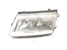 Volkswagen Passat Alltrack Lampa przednia 3B0941017R