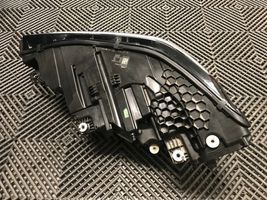 Audi e-tron Lampa przednia 4KE941040