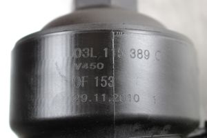 Volkswagen PASSAT B7 Tepalo filtro laikiklis/ aušintuvas 03L115389C