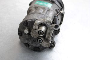 Volkswagen Golf V Ilmastointilaitteen kompressorin pumppu (A/C) 7H0820803D