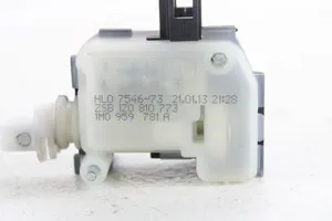 Skoda Octavia Mk2 (1Z) Serratura del tappo del serbatoio del carburante 1Z0810773