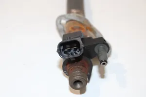 Volvo V60 Injecteur de carburant 31303238