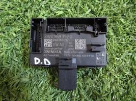 Audi A4 S4 B9 8W Oven keskuslukituksen ohjausyksikön moduuli 8W0959392G