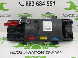 Renault Scenic IV - Grand scenic IV Module de fusibles 21939522-P02