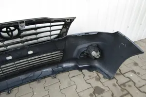 Toyota Hilux (N50, N60, N70) Front bumper Zderzak