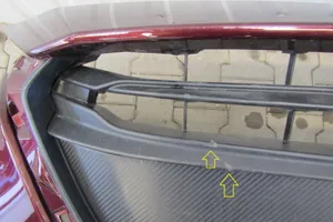 Mazda 2 Zderzak przedni DB5J-50031