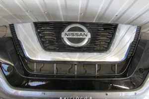 Nissan X-Trail T32 Zderzak przedni PRZEDNI