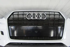 Audi Q3 F3 Etupuskuri 8U0807437AD