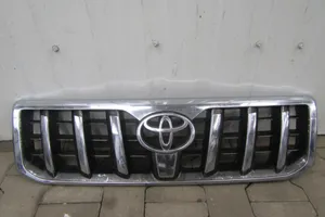 Toyota Land Cruiser (J200) Griglia anteriore 53111-60500