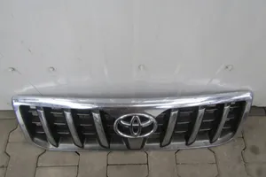 Toyota Land Cruiser (J200) Grotelės priekinės 53111-60500