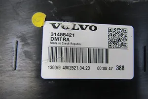 Volvo XC40 Radiatorių apdaila 31455421