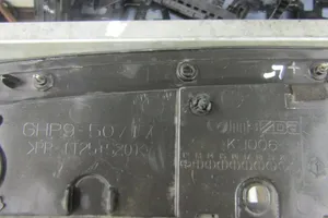 Mazda 6 Rivestimento della modanatura della chiusura del vano motore/cofano GHP9-50717