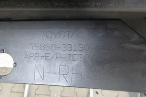 Toyota Camry VIII XV70  Etukynnys (korin osa) 75850
