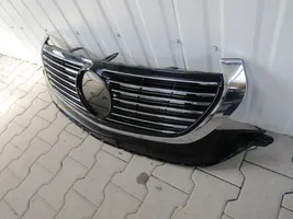Mercedes-Benz EQC Etupuskurin ylempi jäähdytinsäleikkö A2938880000