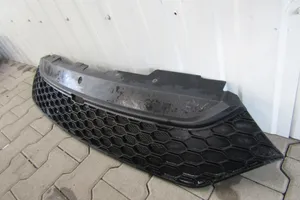Iveco Daily 6th gen Atrapa chłodnicy / Grill 5801587018