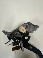 Infiniti Q50 Staffa di montaggio del pedale del freno 