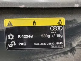 Audi A7 S7 4G Dzinēja pārsegs (vāks) 