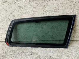 Volvo XC70 Fenêtre latérale avant / vitre triangulaire VOLVO