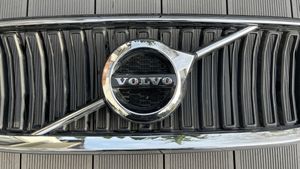 Volvo V60 Etupuskurin ylempi jäähdytinsäleikkö 31479289