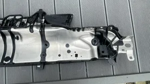 Porsche Macan Rivestimento della modanatura della chiusura del vano motore/cofano 95B805931F