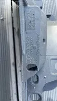 Porsche Macan Боковая часть панели радиаторов (телевизора) 95B805295