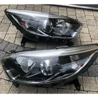 Renault Captur Lampy przednie / Komplet 260603859R