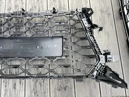 Audi TT TTS RS Mk3 8S Передняя решётка 8S0853651J