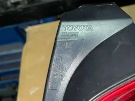 Toyota Yaris Feux arrière / postérieurs 0D166