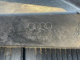 Audi Q7 4M Uchwyt / Mocowanie chłodnicy 4M0805202