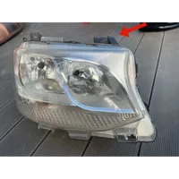 Mercedes-Benz Sprinter W907 W910 Lampa przednia A9109060100