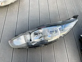 Ford Fiesta Lampa przednia C1BB-13W030-AE