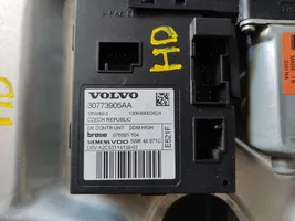 Volvo C30 Elektryczny podnośnik szyby drzwi przednich 