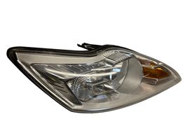 Ford Focus Lampa przednia 8M5113W029AF