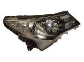 Toyota RAV 4 (XA40) Lampa przednia 8114542540