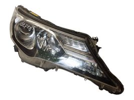 Toyota RAV 4 (XA40) Lampa przednia 8114542540