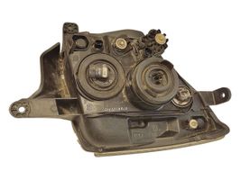 Isuzu D-Max Lampa przednia 8973886692