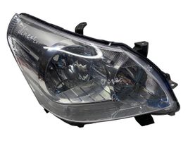Toyota Verso Headlight/headlamp 811100F090