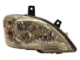 Mercedes-Benz Vito Viano W639 Lampa przednia A6398201961